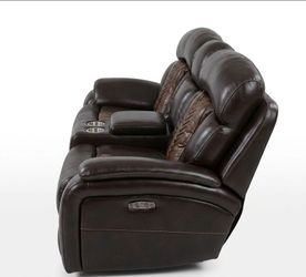 Reclining sofa and loveseat