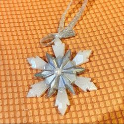 ‼️New‼️Christmas Acrylic Glittered Snowflake Decoration