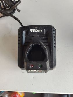 Hyper Tough Battery Charger