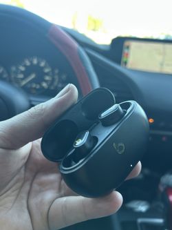 Beats Studio Buds