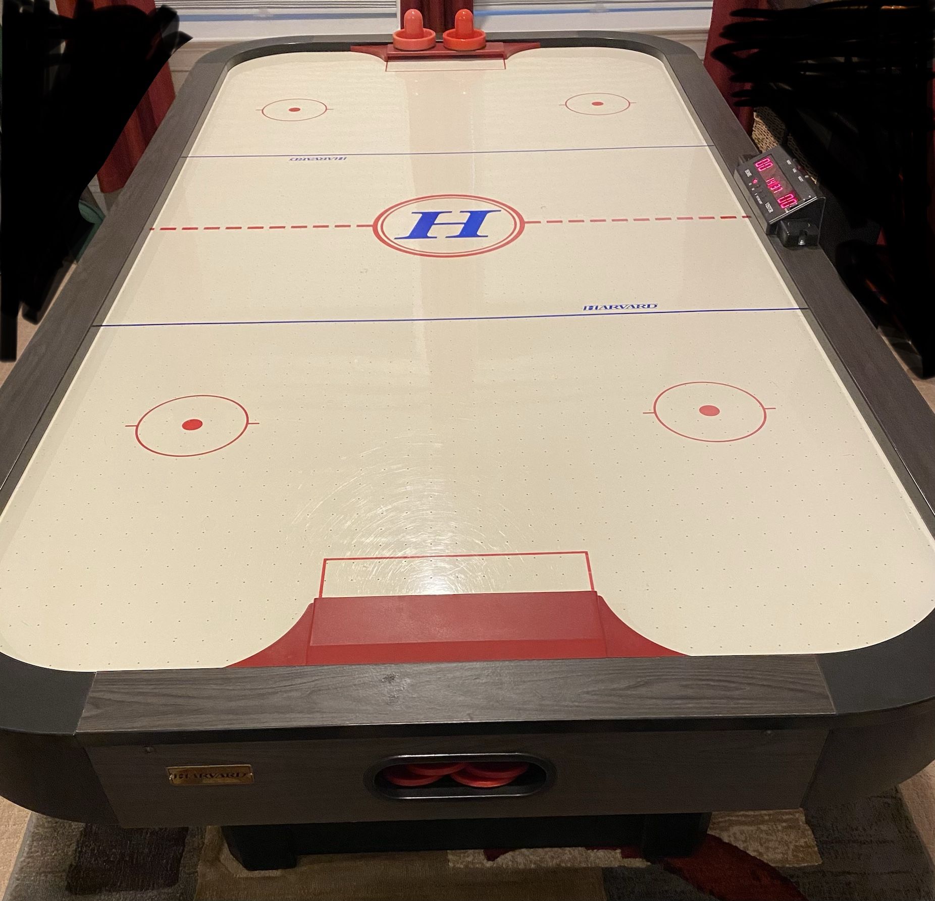 Harvard Air Hockey Table