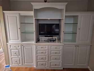 Wall cabinets