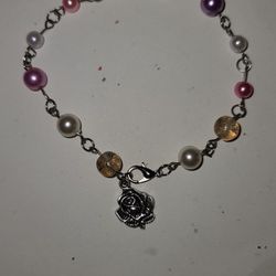 Handmade pink pearl bracelet