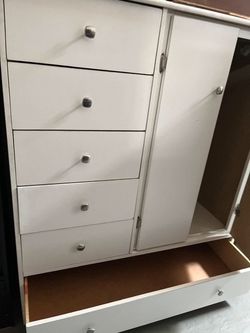 Large Pacoima white