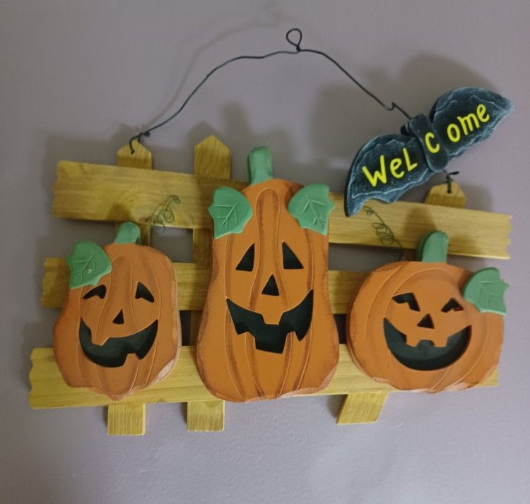 Halloween Welcome Sign