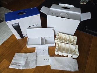 *Empty* original PS5 disc version box