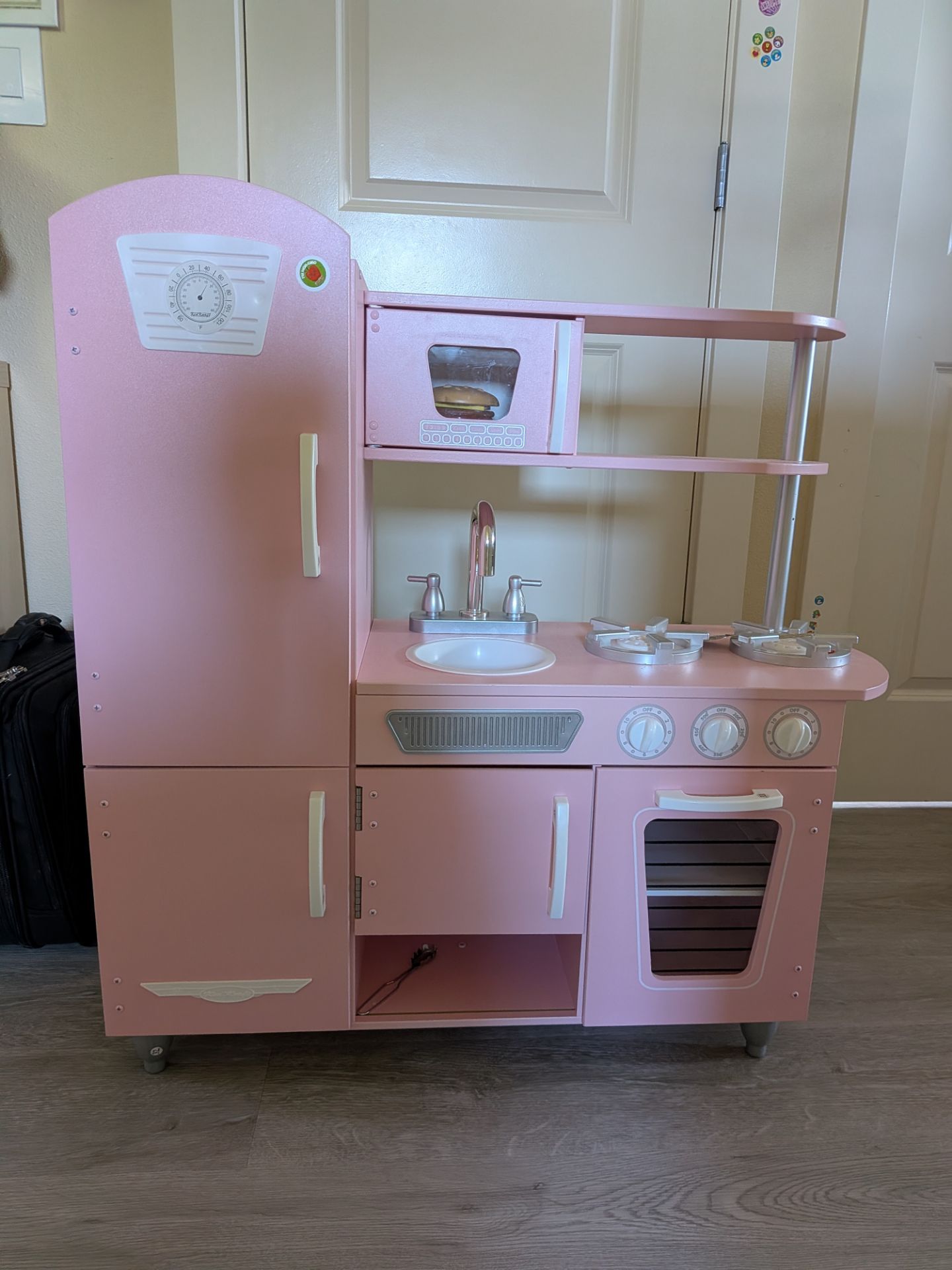 KidKraft Vintage Wooden Play Kitchen