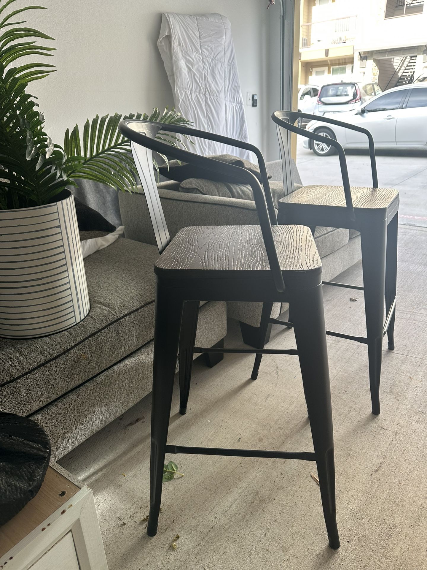 Set of 2 Coaster Geneva Metal Bar Stools