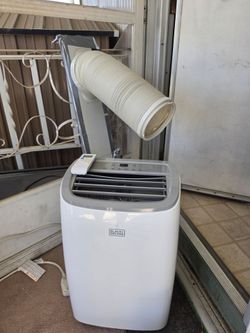 Black+Decker 10,000 BTU Portable AC (BPACT10WT) w/Remote & Window Kit