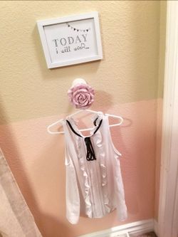 Girl's bedroom decor