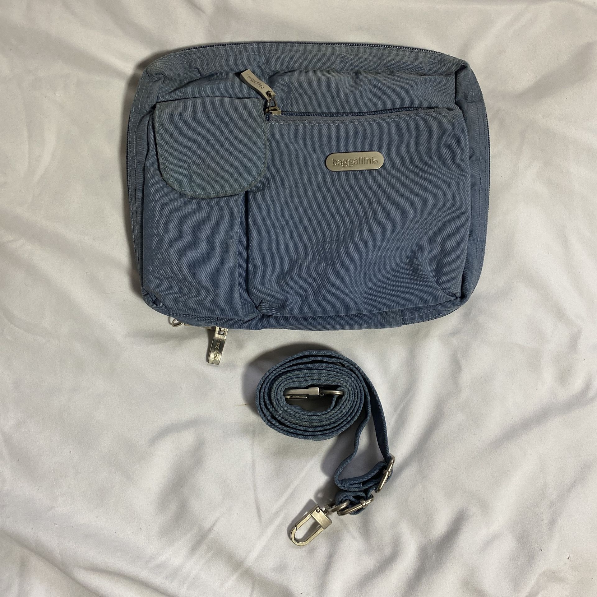 Baggallini SLB Blue Convertible Crossbody Belt Bag Travel Organizer