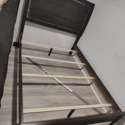 Full Size Bed Frame Like New 75.00 