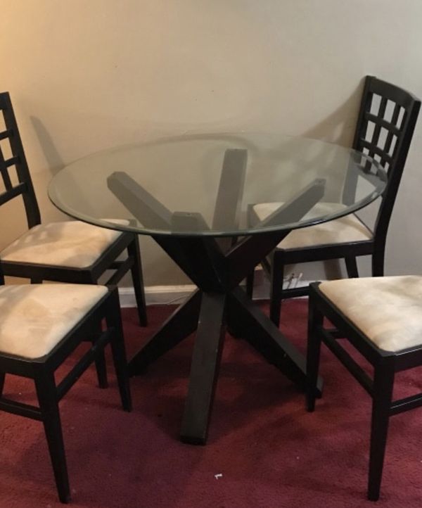 42 Round Glass Dining Table With Wooden Base For Sale In Queens NY 42 Round Glass Dining Table With Wooden Base For Sale In Queens NY