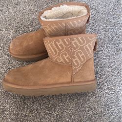 UGG Short Boots Size 9