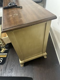 Credenza