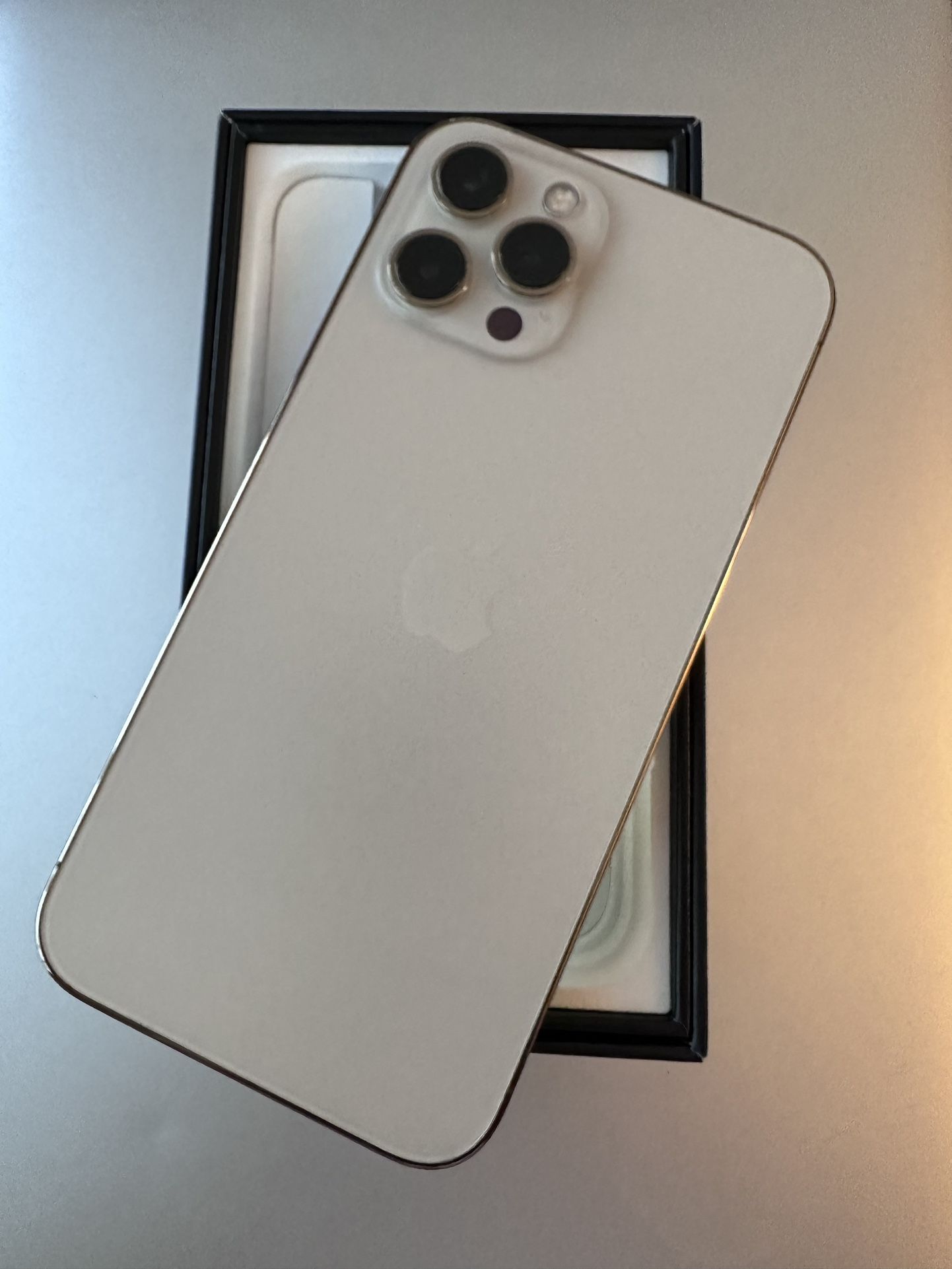 Iphone 12 Pro Max 256GB ANY CARRIER GOLD