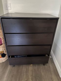 Free dresser