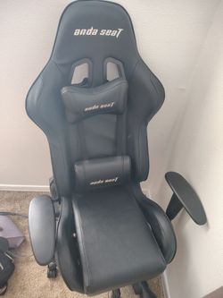 Gaming chair
