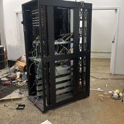 Apc Data Rack 