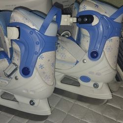 Girl Ice Skates Size 11 - 1