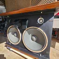 JBL Olympus