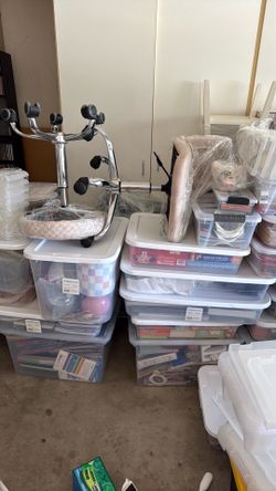 Teacher Selling Supplies and Decor