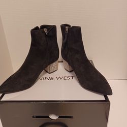 New Nine West Sparkly Heel Suede Pointed Toe Boots 