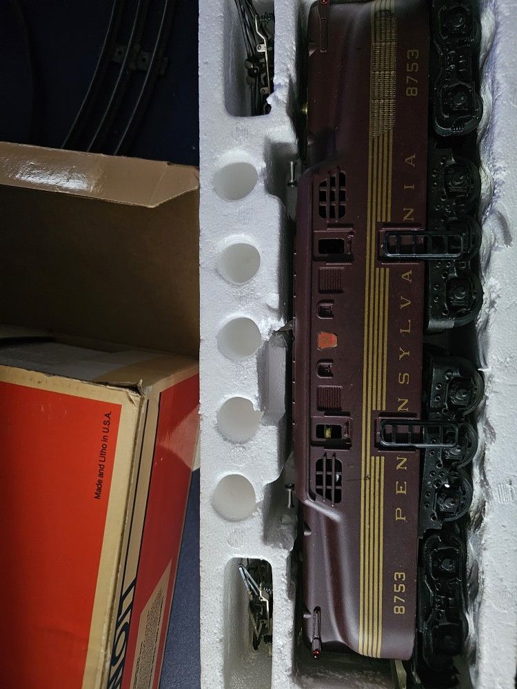 Classic Train Locomotoves And Full Sets