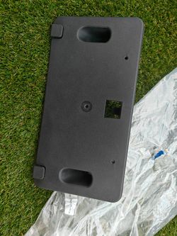 OEM FORD BRONCO FRONT LICENSE PLATE BRACKET