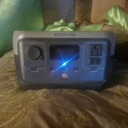 ECO-FLOW  portable lithium battery charger 300 watt generator