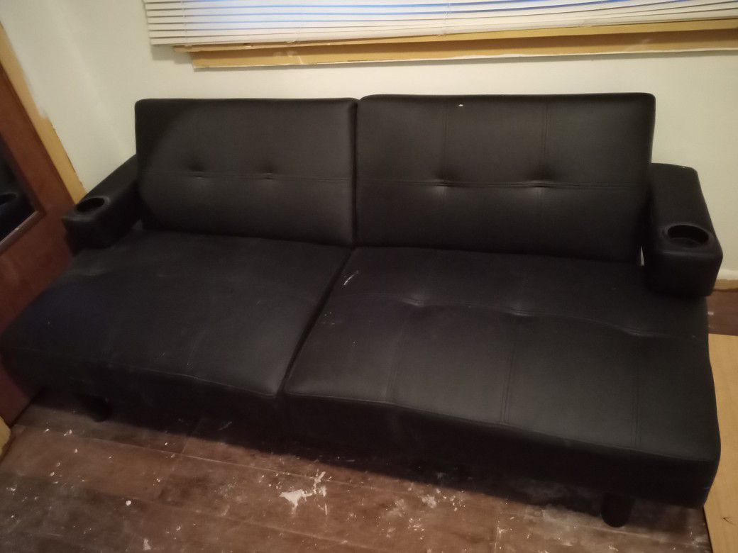 Love Seat in Good Condition