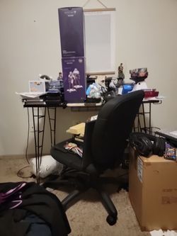Free desk