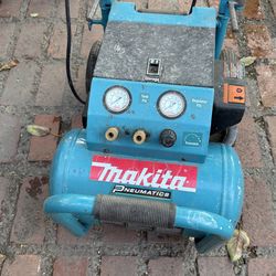 Air compresor Makita