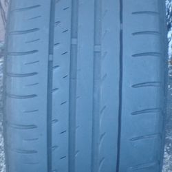 1- Sailun Atrezzo 215-55-17