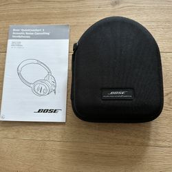 Bose QuietComfort 3 Acoustic Noise Cancelling Headphones