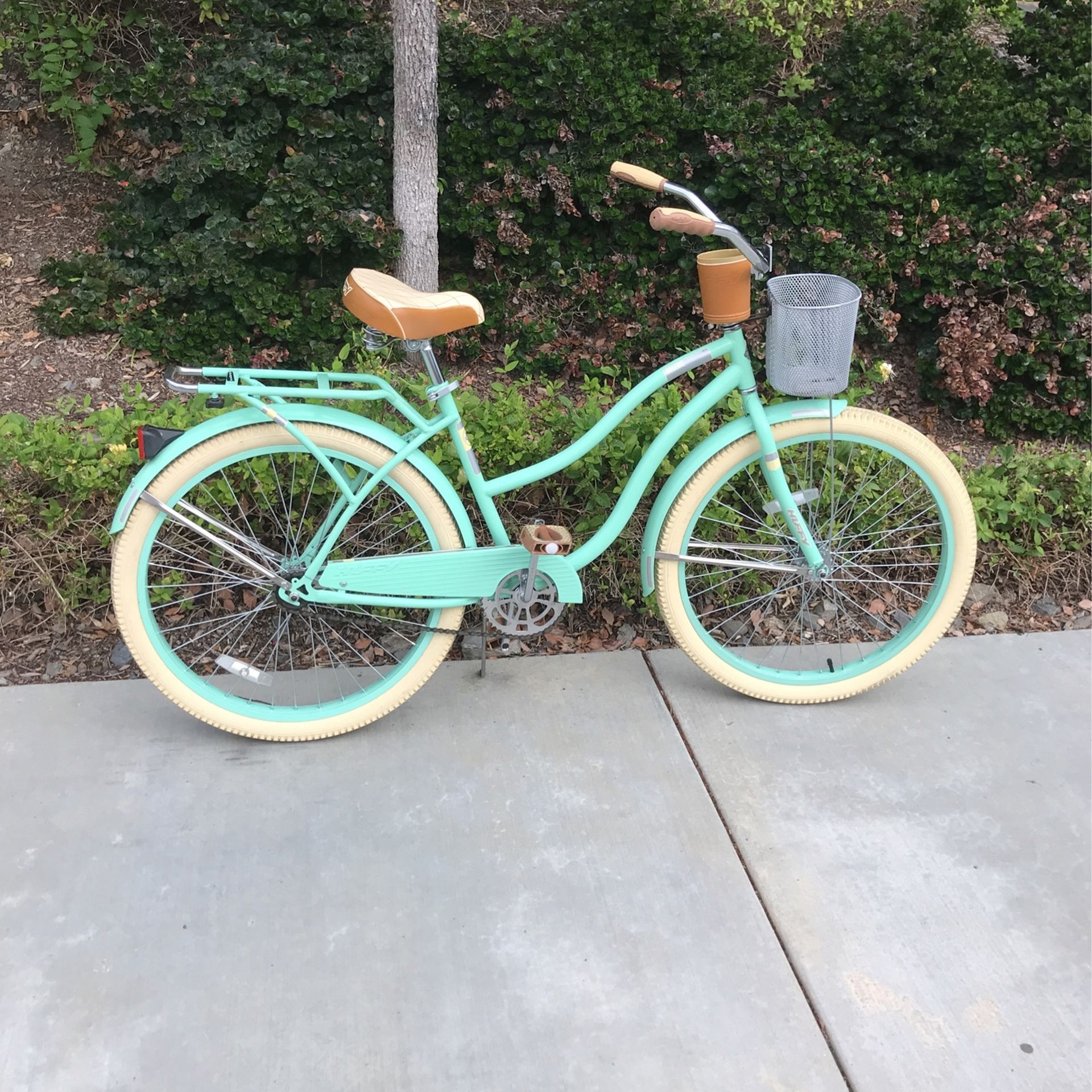 Huffy mint on sale green beach cruiser