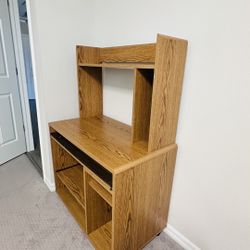 Computer Desk (Free)
