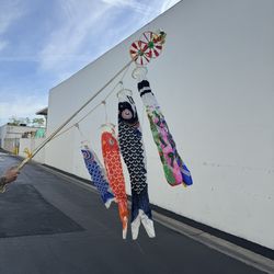 Premium Koinobori Japanese Wall Art Black, 4pcs Fish Boys' Day Decoration with Display Rod