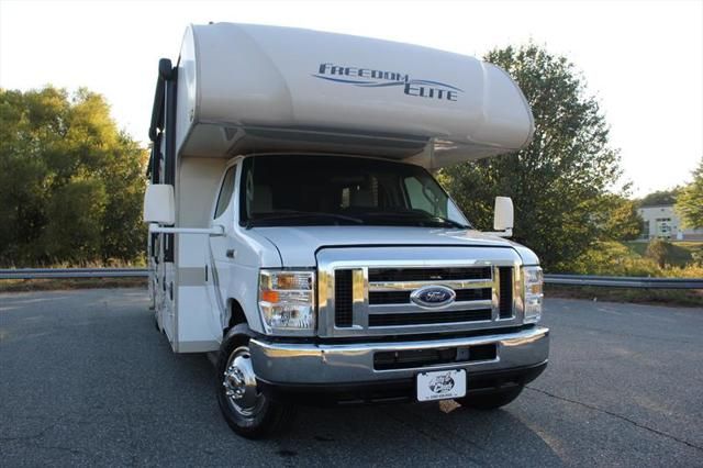 2018 Ford E-450 Cutaway