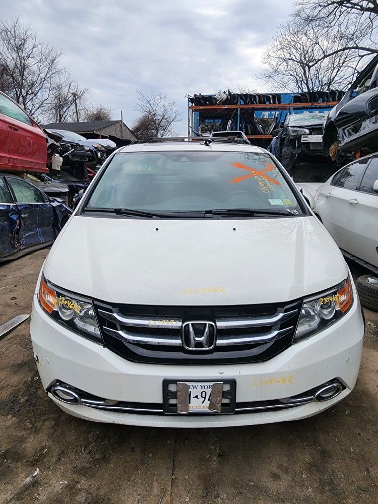 Honda Odyssey 2014 (contact info removed) PARTS