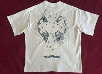 ⚜️Chrome Hearts White Graphic T-Shirt – Size L⚜️