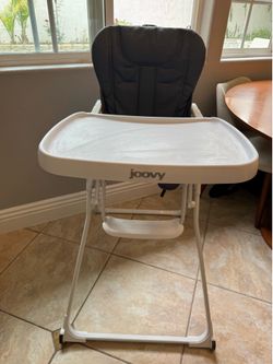 Joovy Nook NB Highchair