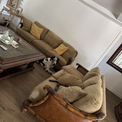 Sofa  Free