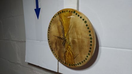 Epoxy Resin Wood Clock Hand Made Echo A Mano 