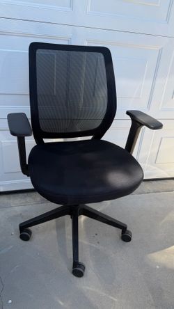 Office Chair OFFERS WELCOME