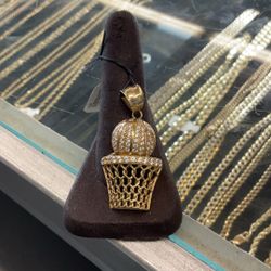 14KT Basketball Hoop Pendant W/ Clear Stones 38698-1