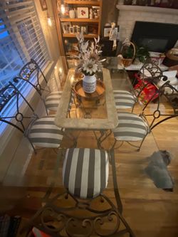 Free Glass Top Dining Table & 6 Chairs