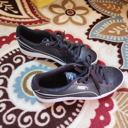 Puma Shoes - Women Size 8.5 (Used)