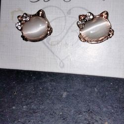 Hello Kitty Earrings