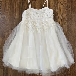 David’s Bridal Flower Girl Dress